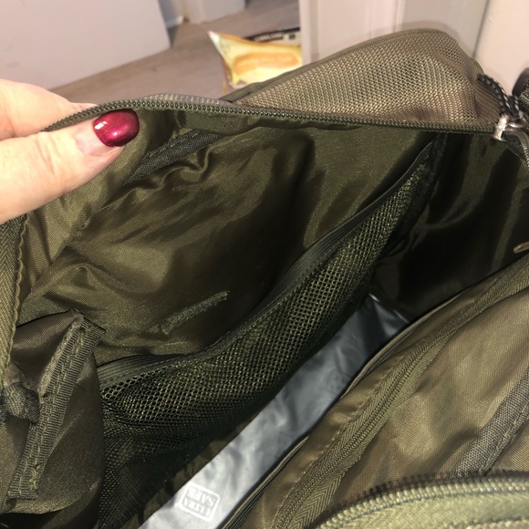 Columbia shoulder Bag - Picture 6 of 12